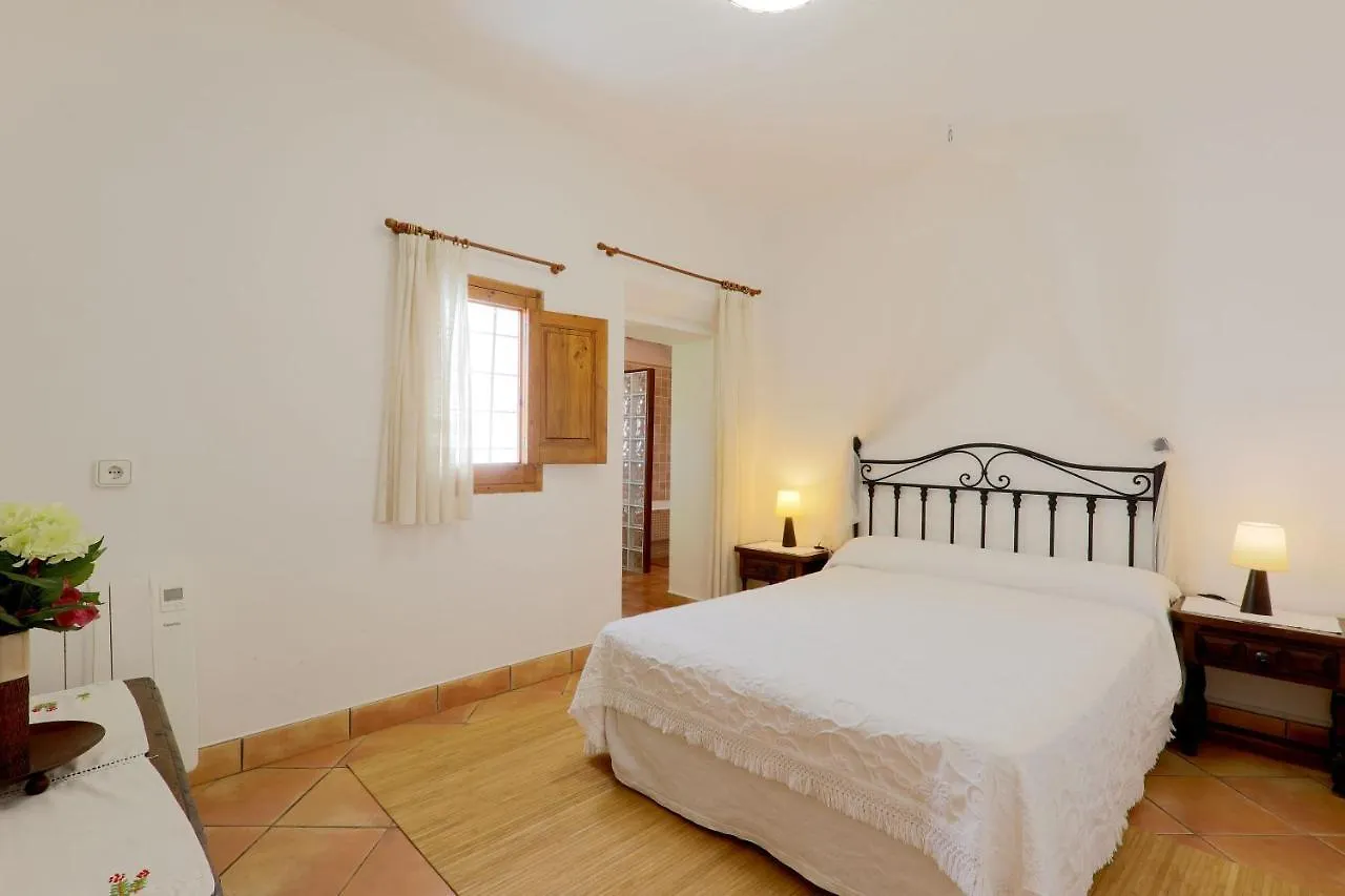 Can Caseres Santa Eularia des Riu 0*,  Spanyolország